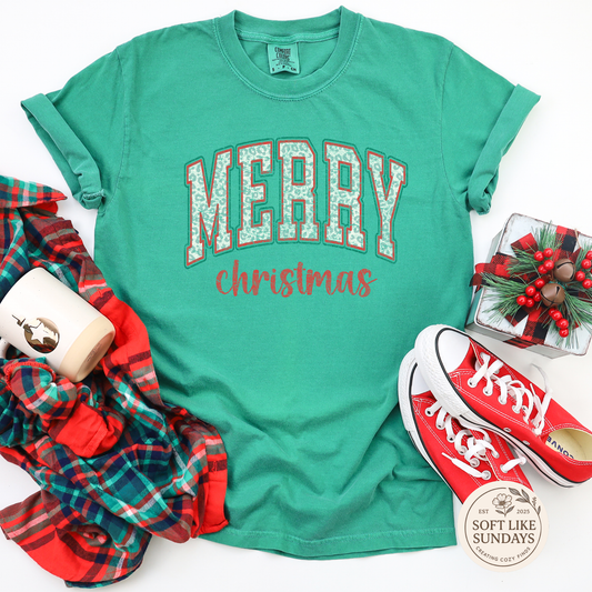 Retro Merry Christmas Tee